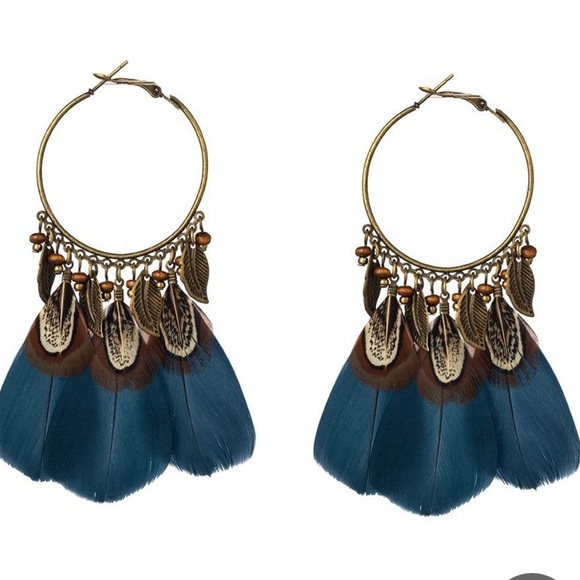 Boho Hoop Feather Tassel Drop Fashion Earrings - Picture 1 of 2